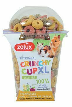 Pochoutka CRUNCHYCUP XL kukuř/řepa/vojtěška 170g Zolux