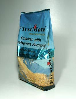 First Mate Dog Chicken& Blueberry 6,6kg